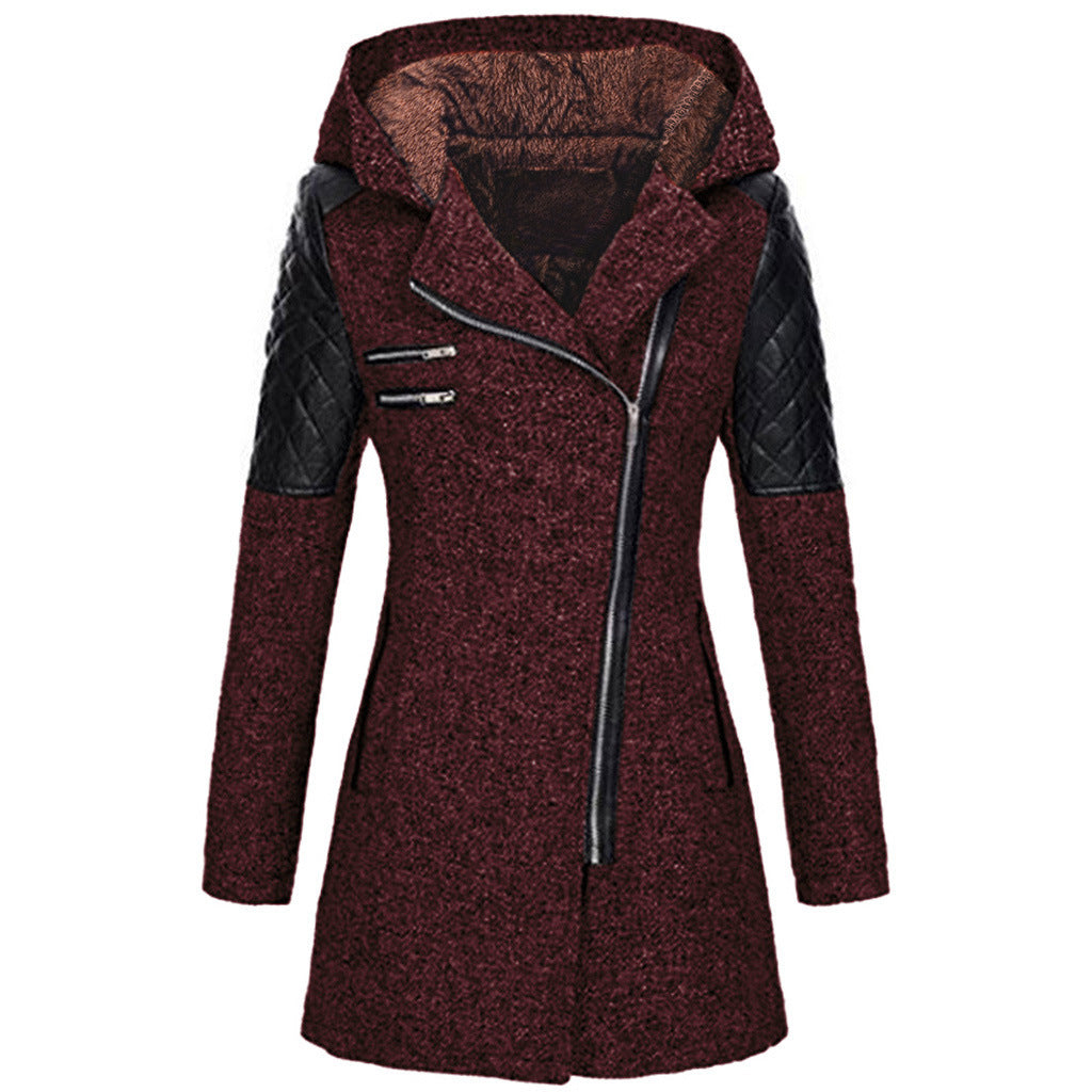 Charlotte bordeauxrode winterjas met fleece voering, geopend vooraanzicht