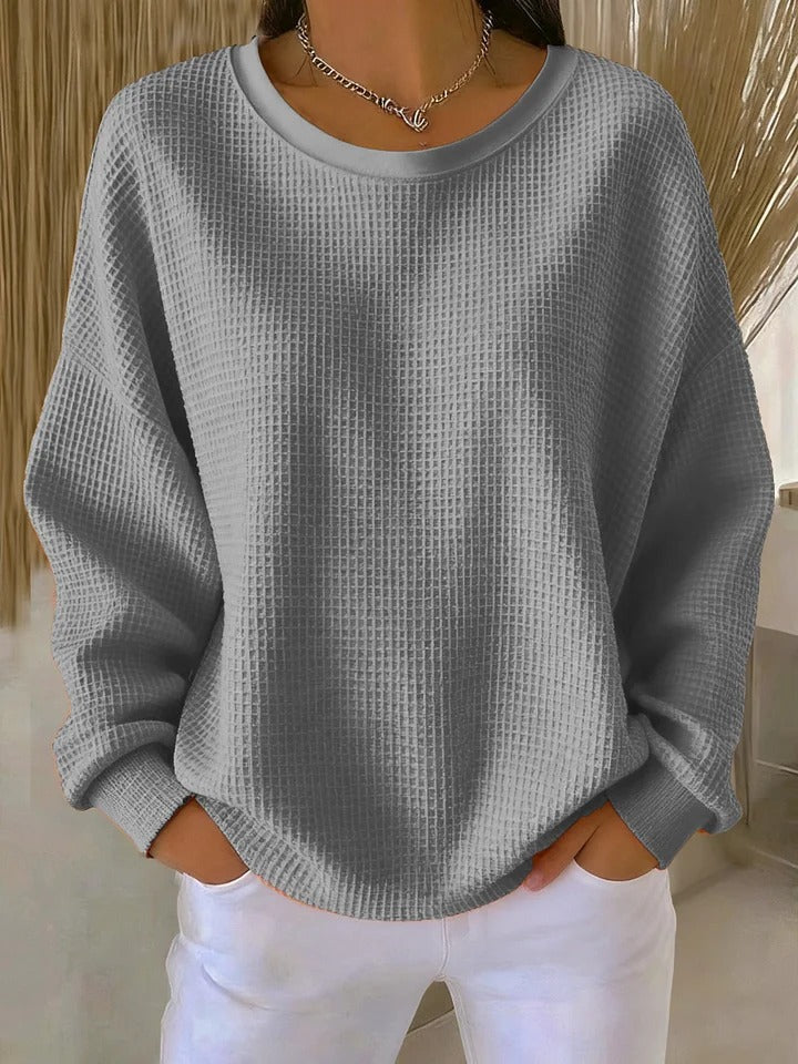 Ilse oversized waffeltrui met ronde hals in grijs, vooraanzicht