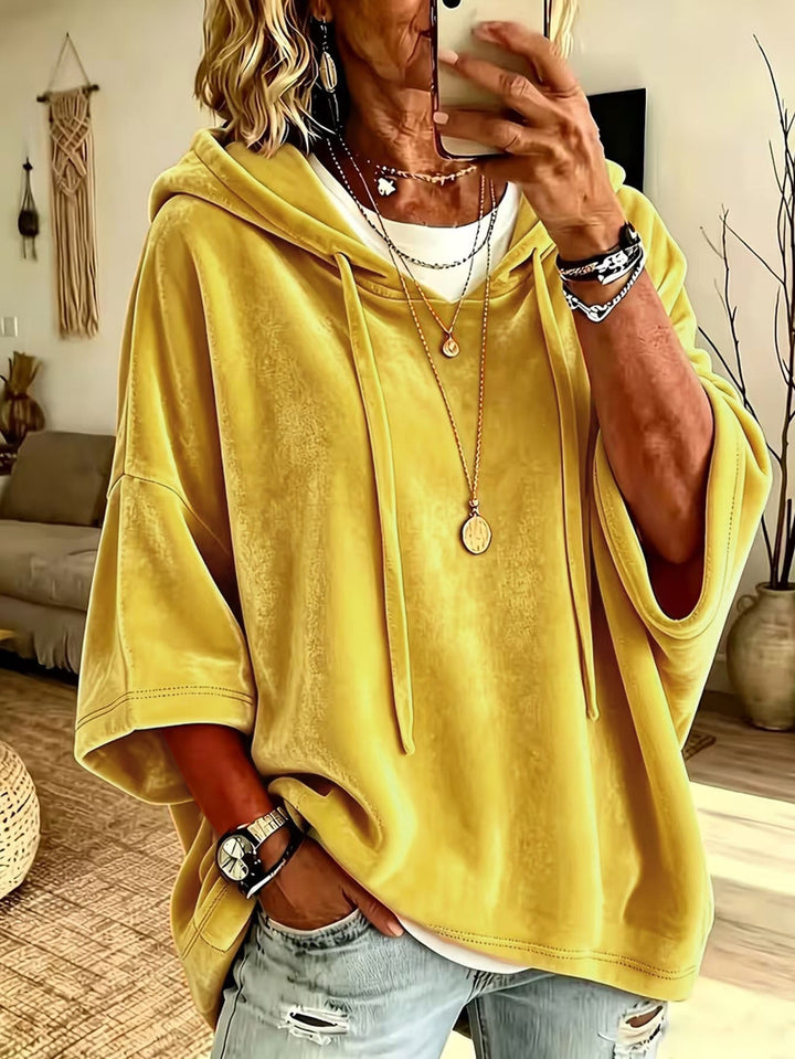 Iris oversized capuchon trui in geel, vooraanzicht