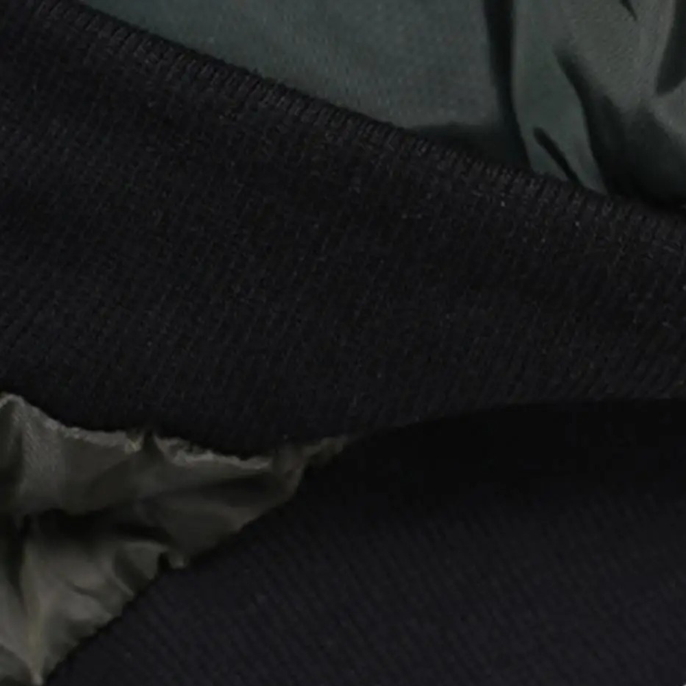 Close-up van de geribbelde boord en stofdetail
