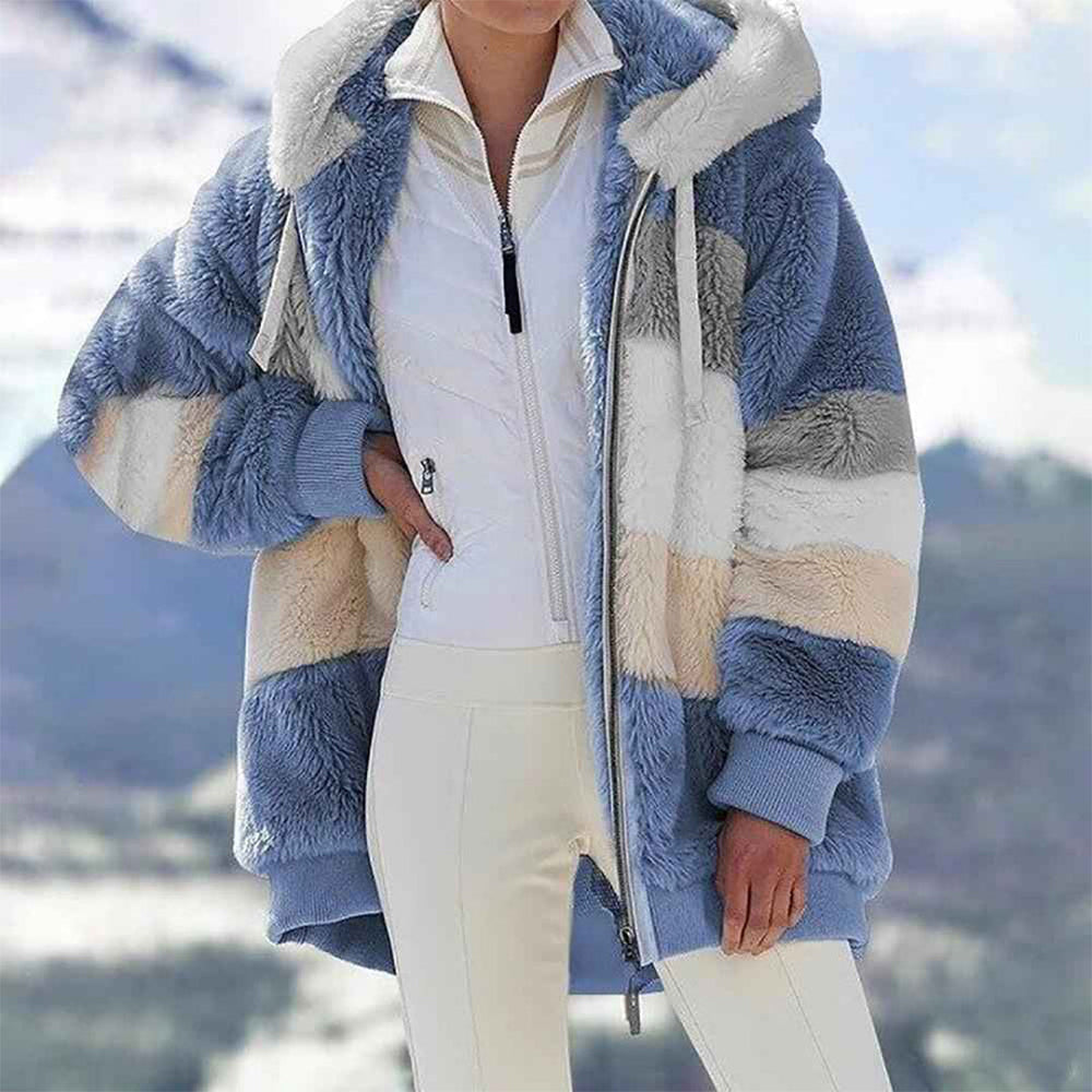 Marit blauw colourblock vest met capuchon, vooraanzicht
