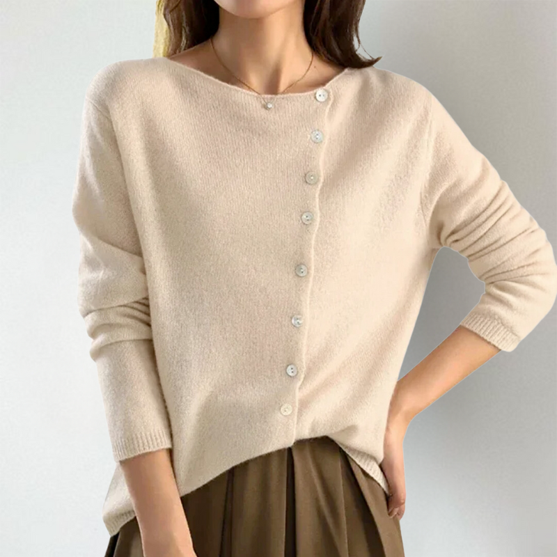 Merel elegant vest met asymmetrische knoopsluiting, vooraanzicht