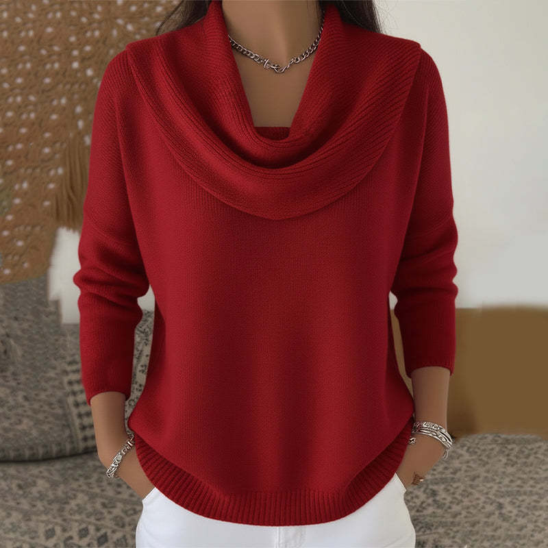 Robin rode cowlneck trui met gedrapeerde kraag, close-up hals