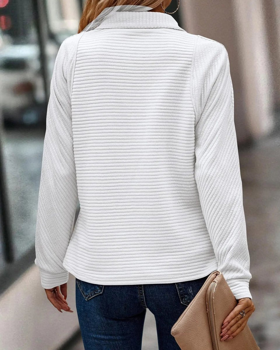 Roos quarter zip sweater in wit, achteraanzicht