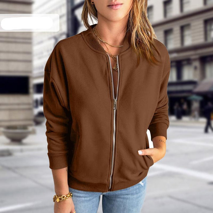 Sanne oversized bomberjack in bruin met ribgebreide mouwboorden, vooraanzicht