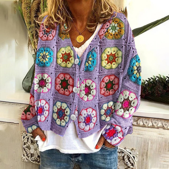 Silke lila gehaakt granny square vest met knopen, vooraanzicht