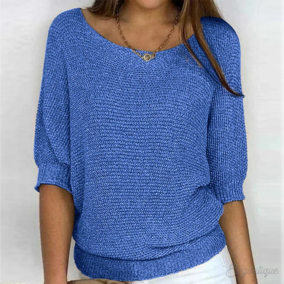 Valerie gebreide V-hals trui in blauw, vooraanzicht