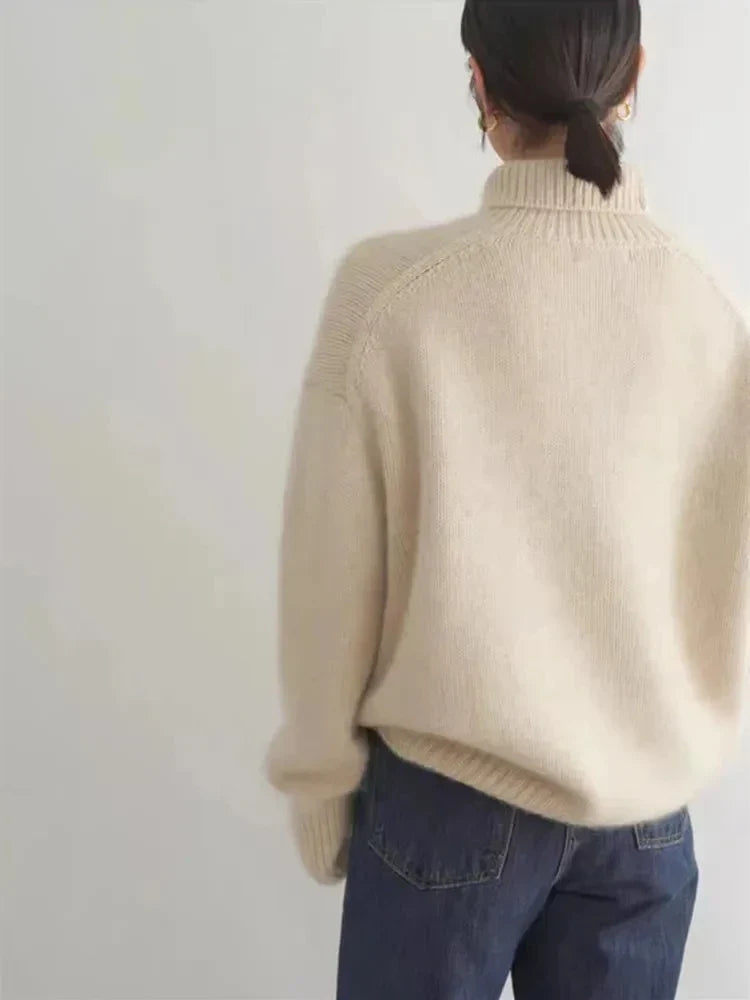 Vera coltrui in beige, achteraanzicht