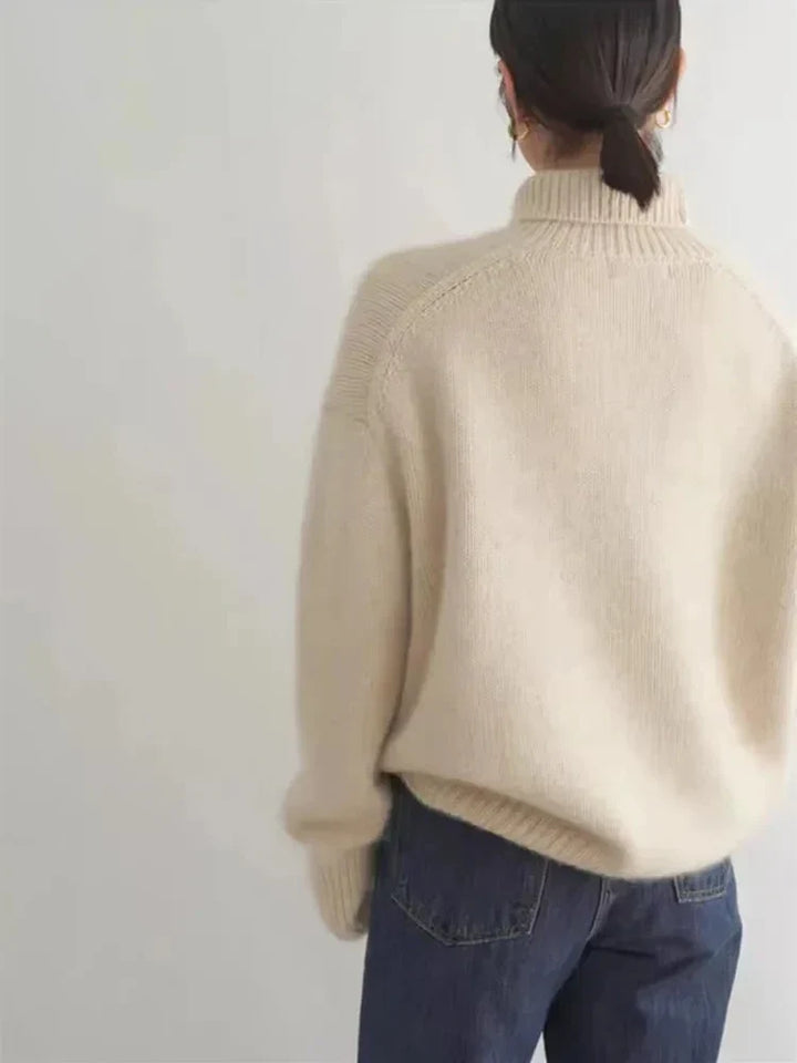 Vera coltrui in beige, achteraanzicht