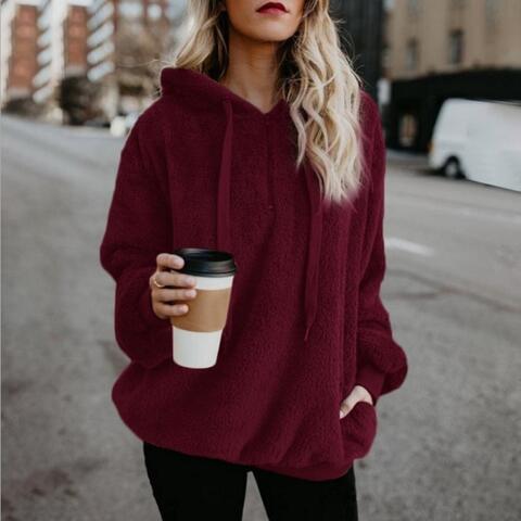 Wieke fluffy hoodie met capuchon, vooraanzicht in bordeauxrood
