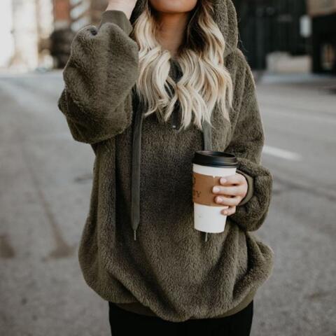 Wieke fluffy hoodie met capuchon, vooraanzicht in olijfgroen
