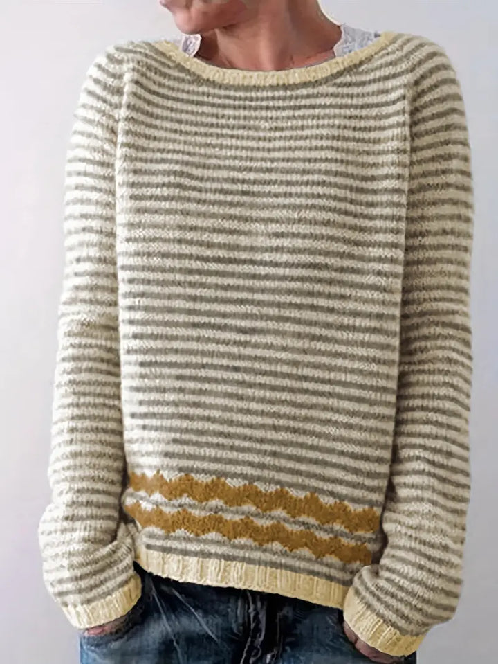 Wieke gestreepte pullover trui met zigzag zoom, gele kleurstelling, vooraanzicht
